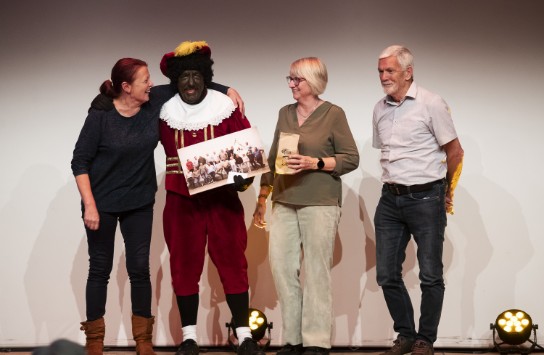  (vergroot foto)